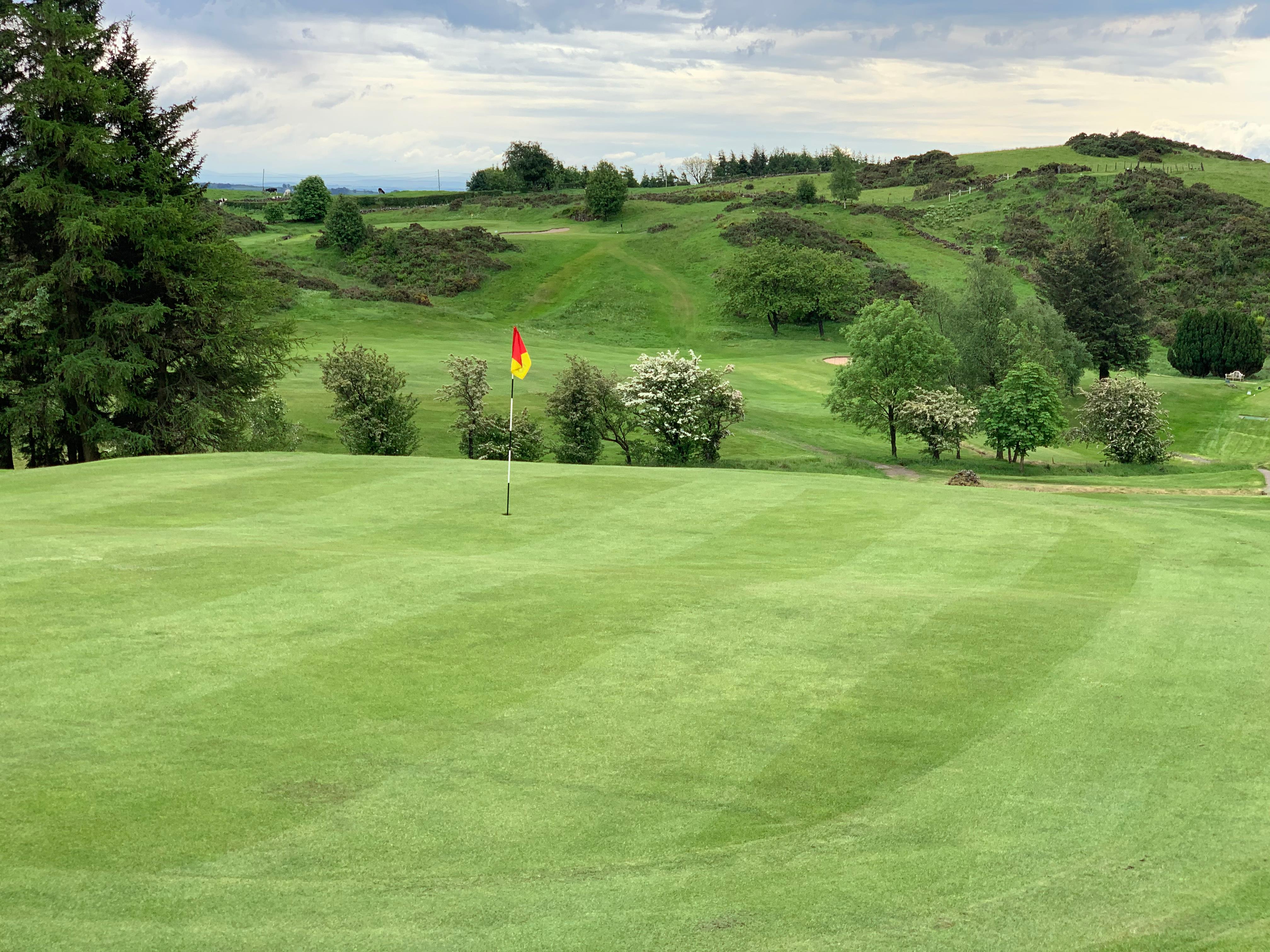 Hole 9 — view of the green